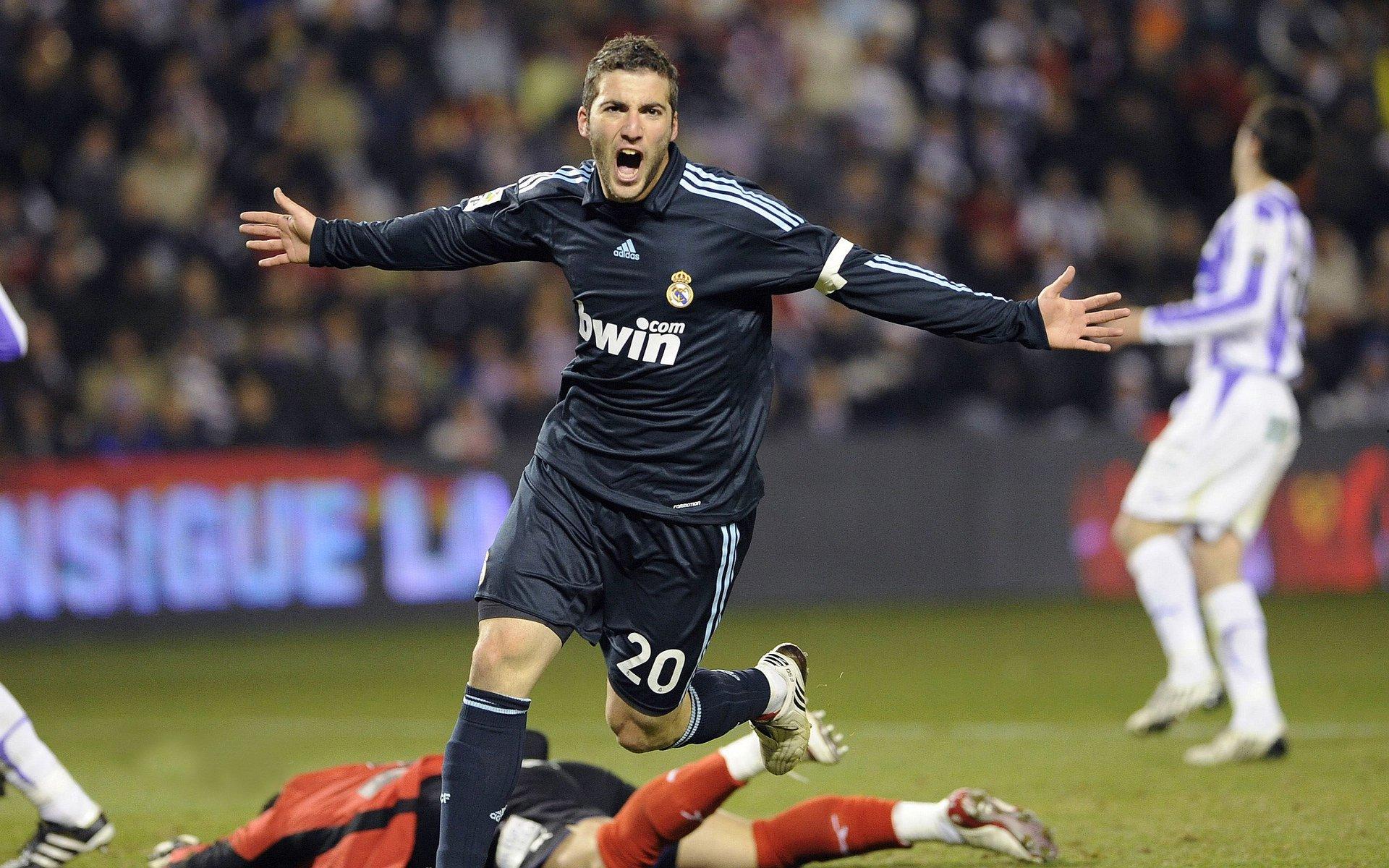 梅迪纳坦言马赛氛围如归故乡 誓言为球队倾